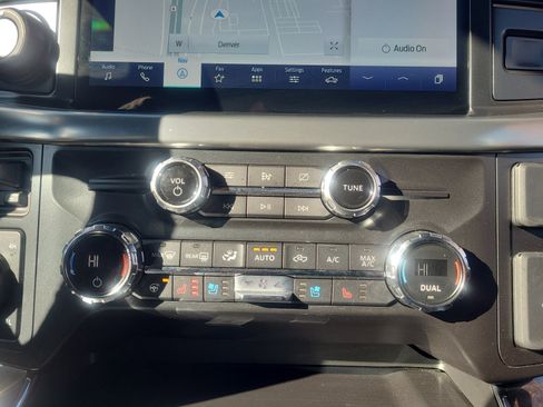 Certified 2021 Ford F150 Lariat w/ Equipment Group 502A High image 31