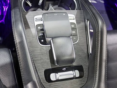 Used 2020 Mercedes-Benz GLE 580 4MATIC image 28