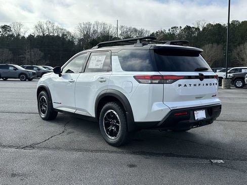 New 2026 Nissan Pathfinder Rock Creek w/ Rock Creek Premium Package AWD/4WD image 6
