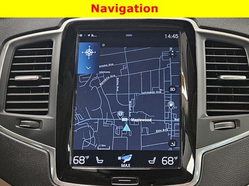 Used 2022 Volvo XC90 T6 Momentum w/ Climate Package image 17