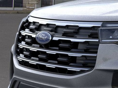 New 2026 Ford Explorer Active w/ Active Comfort Package RWD image 17