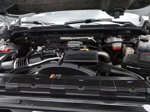 Used 2022 GMC Sierra 3500 Denali w/ Denali Ultimate Package AWD/4WD image 15