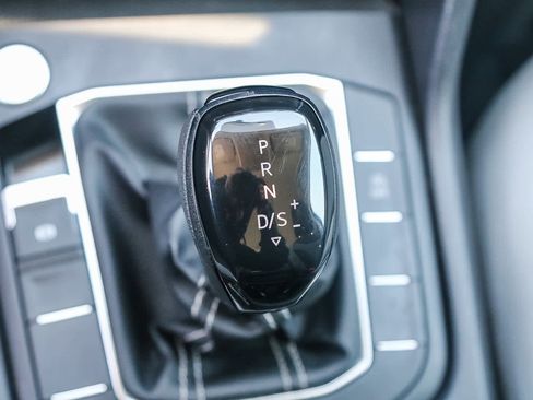 Used 2022 Volkswagen Taos S image 20