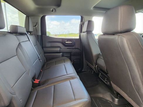 Used 2026 GMC Sierra 1500 Pro w/ Pro Value Package AWD/4WD image 18