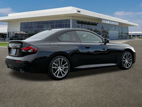 Used 2023 BMW 230i 230i w/ Convenience Package image 11