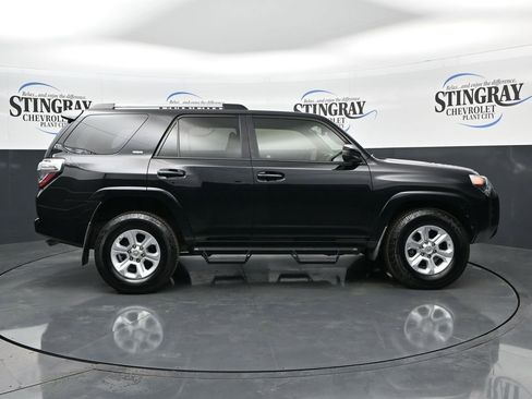Used 2020 Toyota 4Runner SR5 image 8