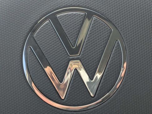 Used 2022 Volkswagen Tiguan SEL R-Line AWD/4WD image 38