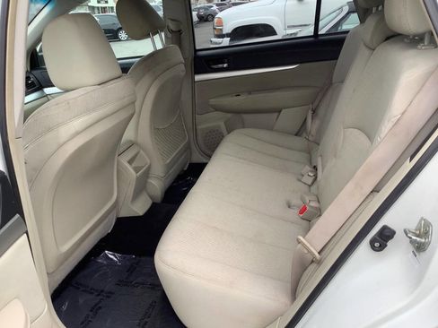 Used 2010 Subaru Outback 2.5i Premium image 26