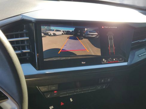 Used 2024 Audi Q4 e-tron Premium Plus w/ Premium Plus image 29