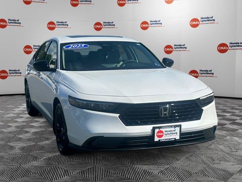 Used 2025 Honda Accord SE image 7