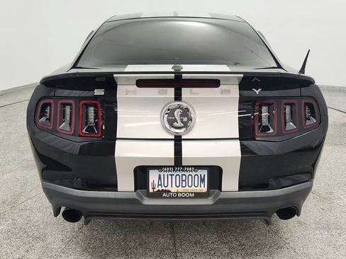 Used 2010 Ford Mustang Shelby GT500 RWD image 17