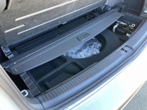 Used 2019 Volkswagen Atlas SE image 42