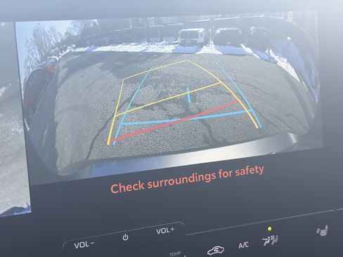 Used 2024 Toyota bZ4X AWD image 15