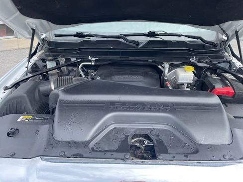 Used 2021 RAM 2500 Tradesman w/ Chrome Appearance Group AWD/4WD image 27