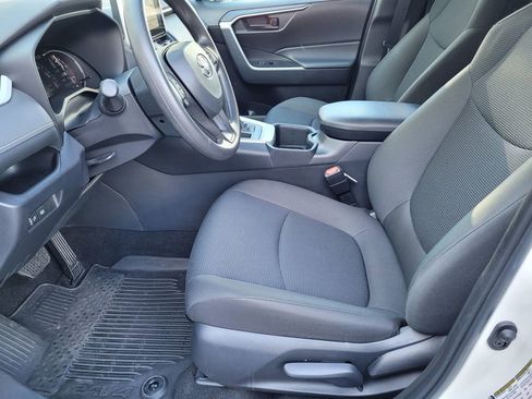 Used 2025 Toyota RAV4 LE image 24