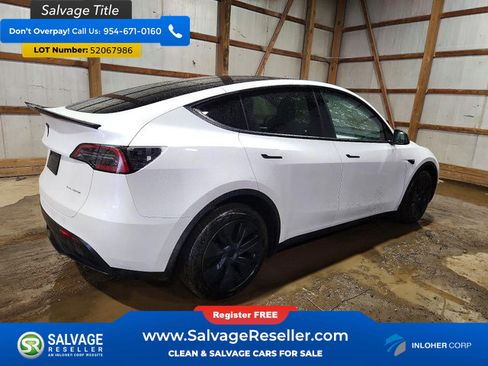 Used 2025 Tesla Model Y Long Range AWD/4WD image 4