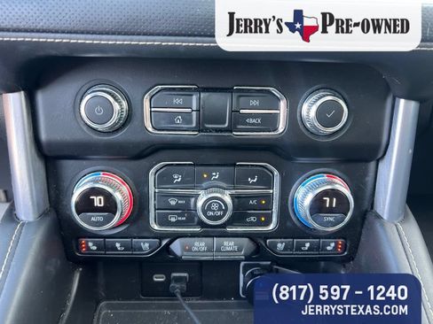 Used 2021 GMC Yukon XL SLT w/ SLT Luxury Plus Package RWD image 14