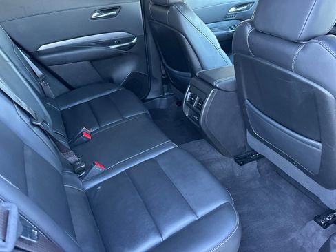 Used 2024 Cadillac XT4 Premium Luxury image 19