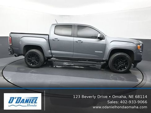 Used 2022 GMC Canyon Elevation w/ Elevation Premium Package AWD/4WD image 7