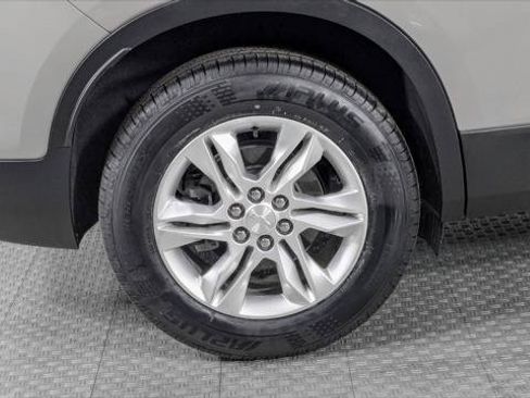 Used 2021 Chevrolet Blazer LT FWD image 31