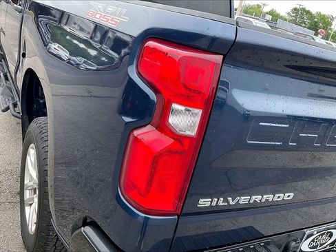Used 2021 Chevrolet Silverado 1500 Custom Trail Boss w/ Safety Confidence Package AWD/4WD image 28