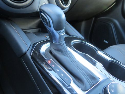 Certified 2024 Chevrolet Blazer Premier w/ Enhanced Convenience Package image 28