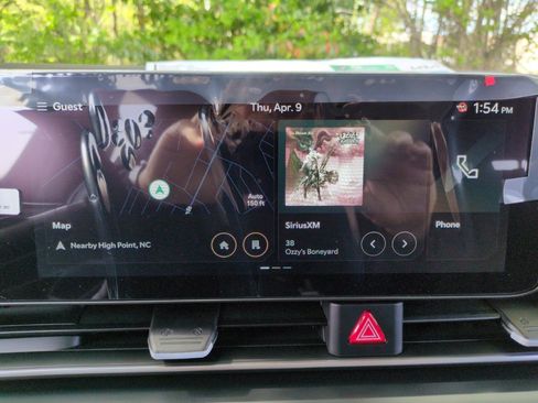 New 2026 Kia Carnival FWD image 24