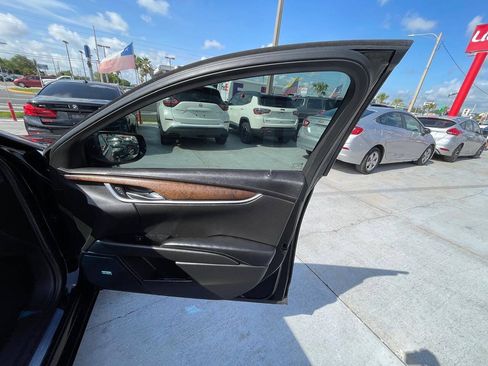 Used 2018 Cadillac XTS Luxury FWD image 15
