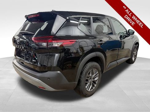 Used 2023 Nissan Rogue S AWD/4WD image 6