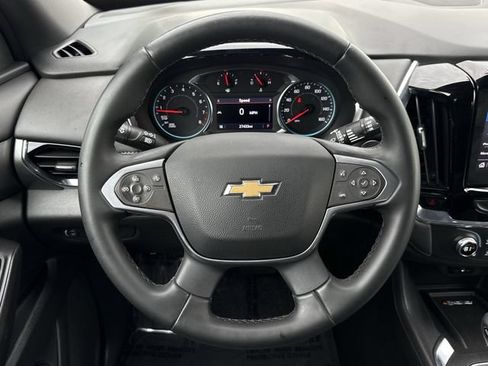 Certified 2023 Chevrolet Traverse LT FWD image 14