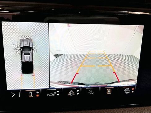 Used 2024 GMC Sierra 2500 Denali w/ Denali Reserve Package image 28