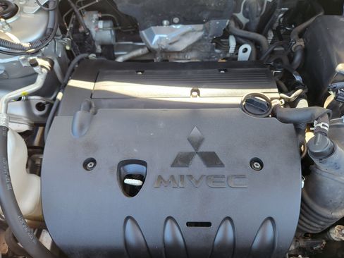 Used 2020 Mitsubishi Outlander Sport SE AWD/4WD image 19