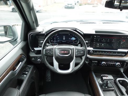Used 2025 GMC Sierra 1500 Elevation w/ Elevation Premium Package AWD/4WD image 37