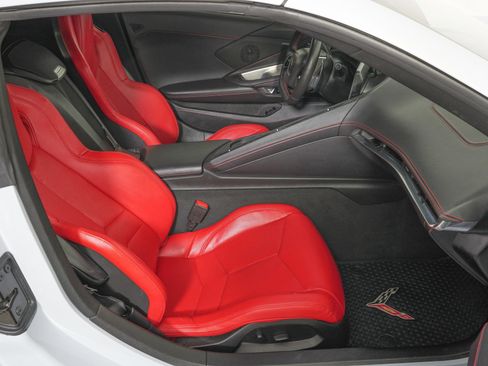 Used 2020 Chevrolet Corvette Stingray Coupe w/ Engine Appearance Package image 9