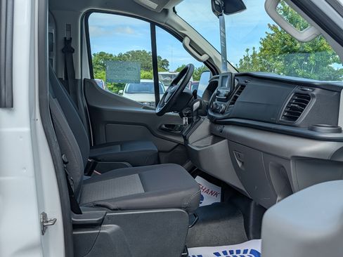 Used 2025 Ford Transit 250 Low Roof w/ Exterior Upgrade Package RWD image 15