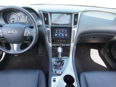 Used 2017 INFINITI Q50 3.0t Premium w/ 3.0T Premium Plus Package RWD image 28