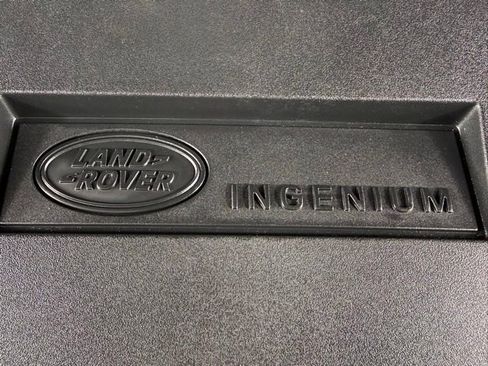 Used 2023 Land Rover Range Rover SE image 11