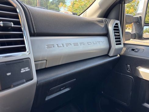 Used 2017 Ford F350 Lariat w/ Chrome Package AWD/4WD image 41