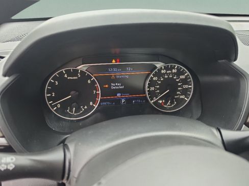 Used 2023 Nissan Altima 2.5 SV FWD image 17