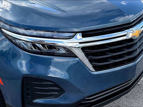 Used 2024 Chevrolet Equinox LS w/ LS Convenience Package FWD image 33
