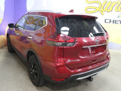 Used 2019 Nissan Rogue SV AWD/4WD image 6