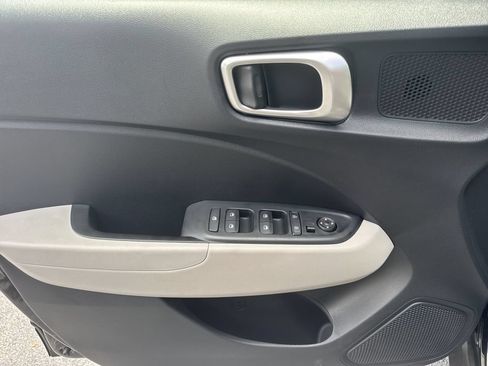 New 2026 Hyundai Venue SEL FWD image 10