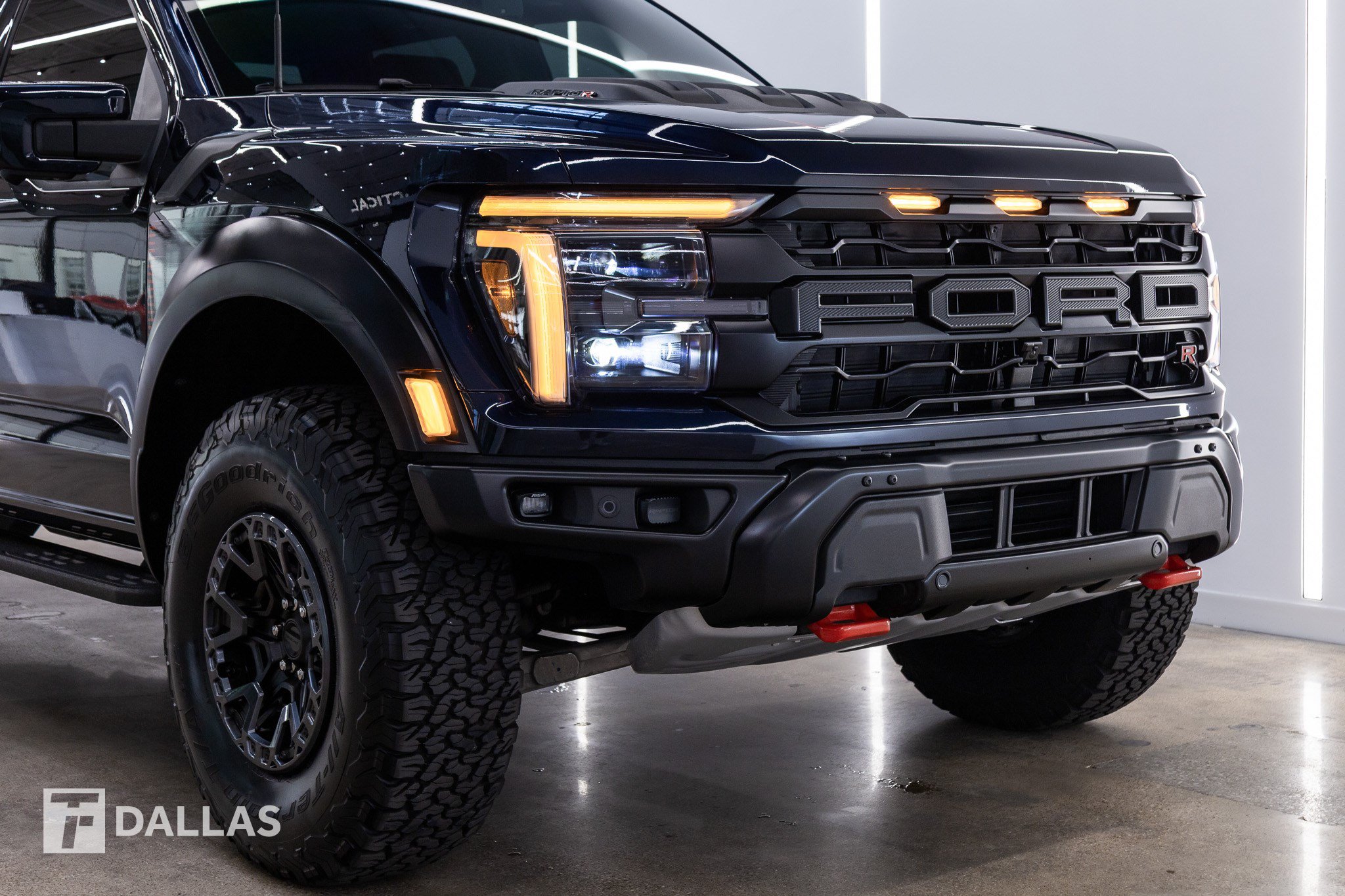 Used 2026 Ford F150 Raptor w/ Equipment Group 803A Raptor R AWD/4WD image 19