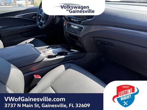 Used 2025 Honda Ridgeline RTL image 8