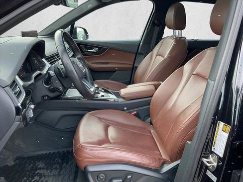 Used 2019 Audi Q7 3.0T Prestige w/ Prestige Package image 12