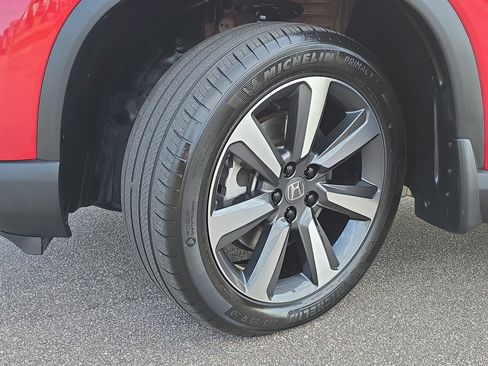 Used 2024 Honda Pilot Touring image 35