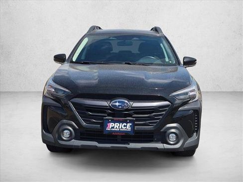 Used 2023 Subaru Outback Premium AWD/4WD image 2