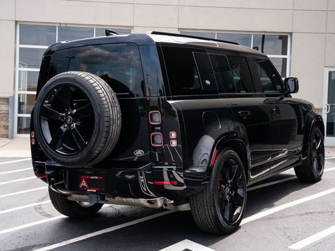 Used 2023 Land Rover Defender 110 X AWD/4WD image 13