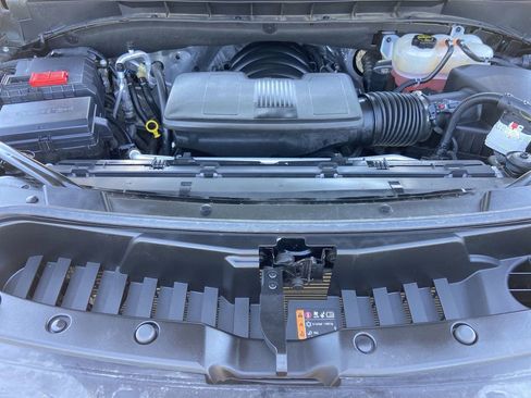Used 2025 GMC Yukon XL Denali AWD/4WD image 26