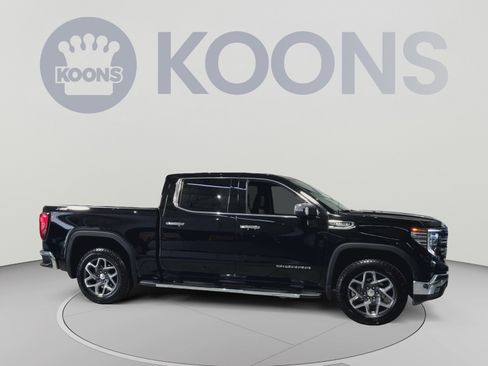 Used 2024 GMC Sierra 1500 SLT w/ SLT Premium Plus Package AWD/4WD image 12